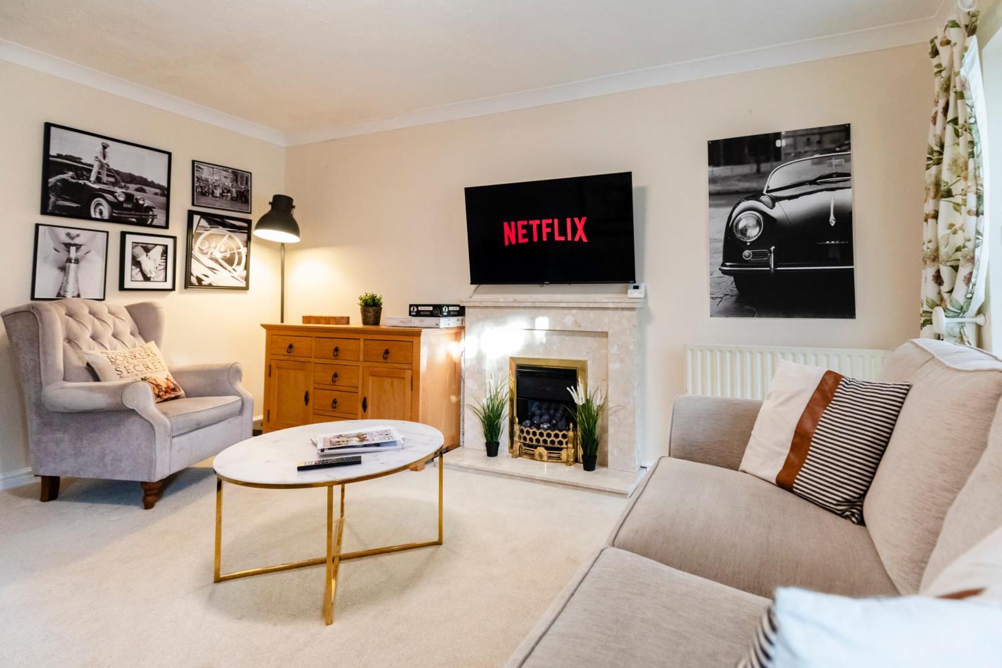 Chichester Retreat House With Free Parking Buitenkant foto